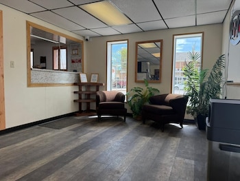 Tomahawk Motor Lodge By Oyo Riverton Us-26,United States Of America>>Riverton,2 star