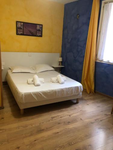 Hotel Francois 1Er,Luberon Regional Park>>Alpes-De-Haute-Provence,2 star