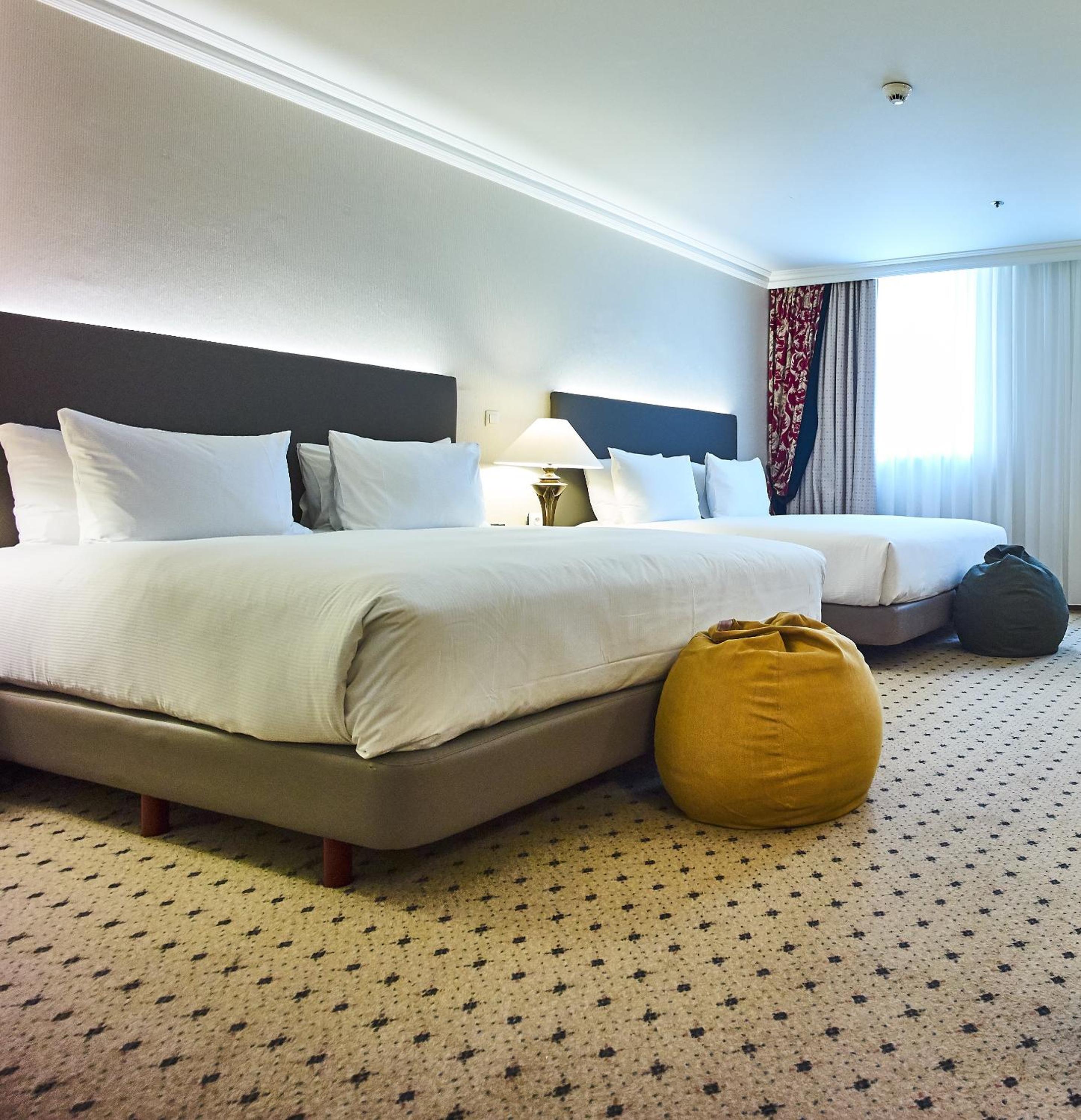 hilton antwerp old town