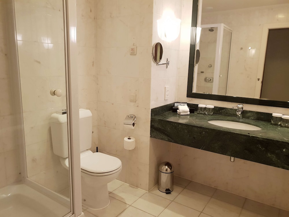 hilton antwerp old town