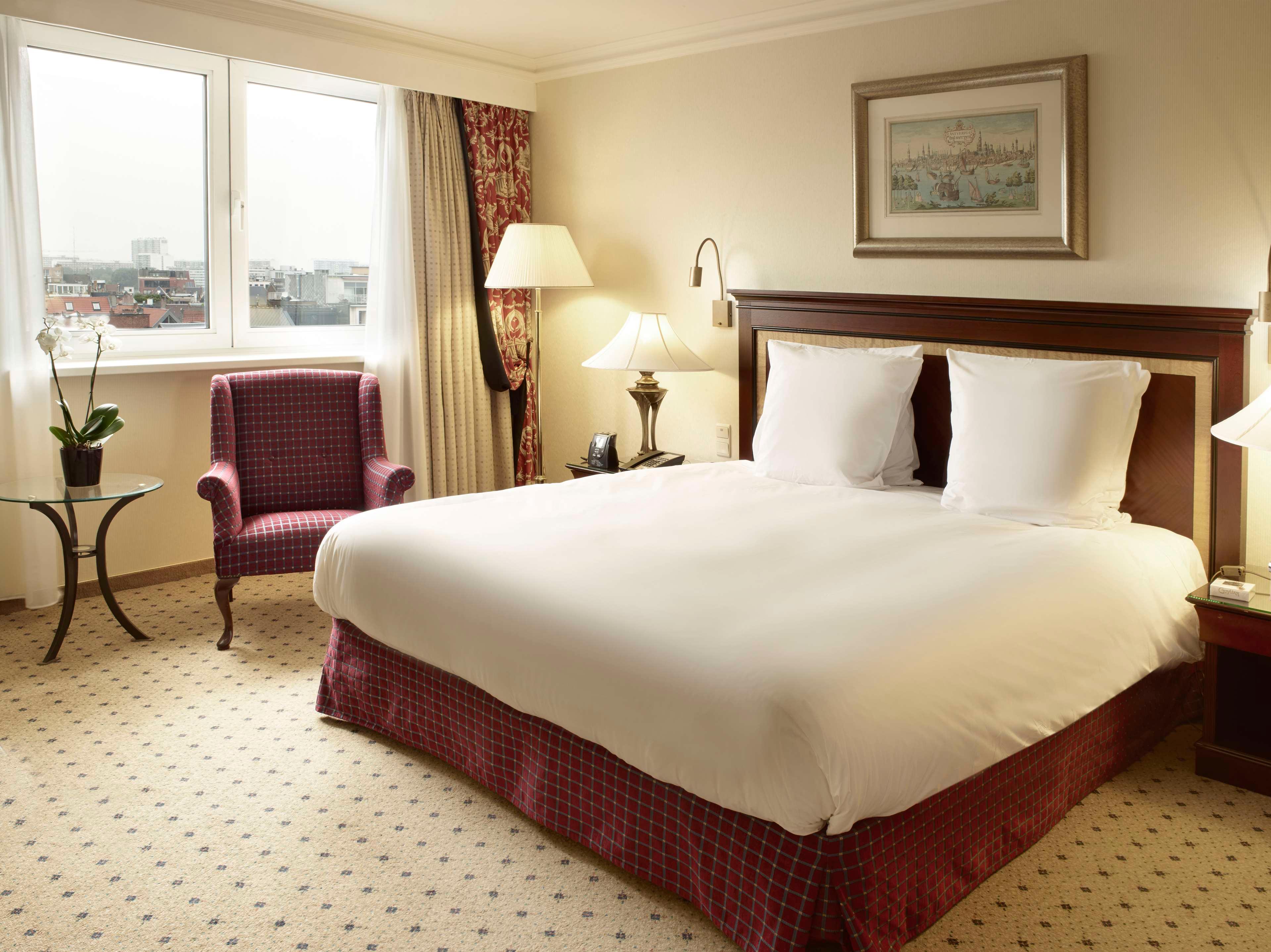 hilton antwerp old town