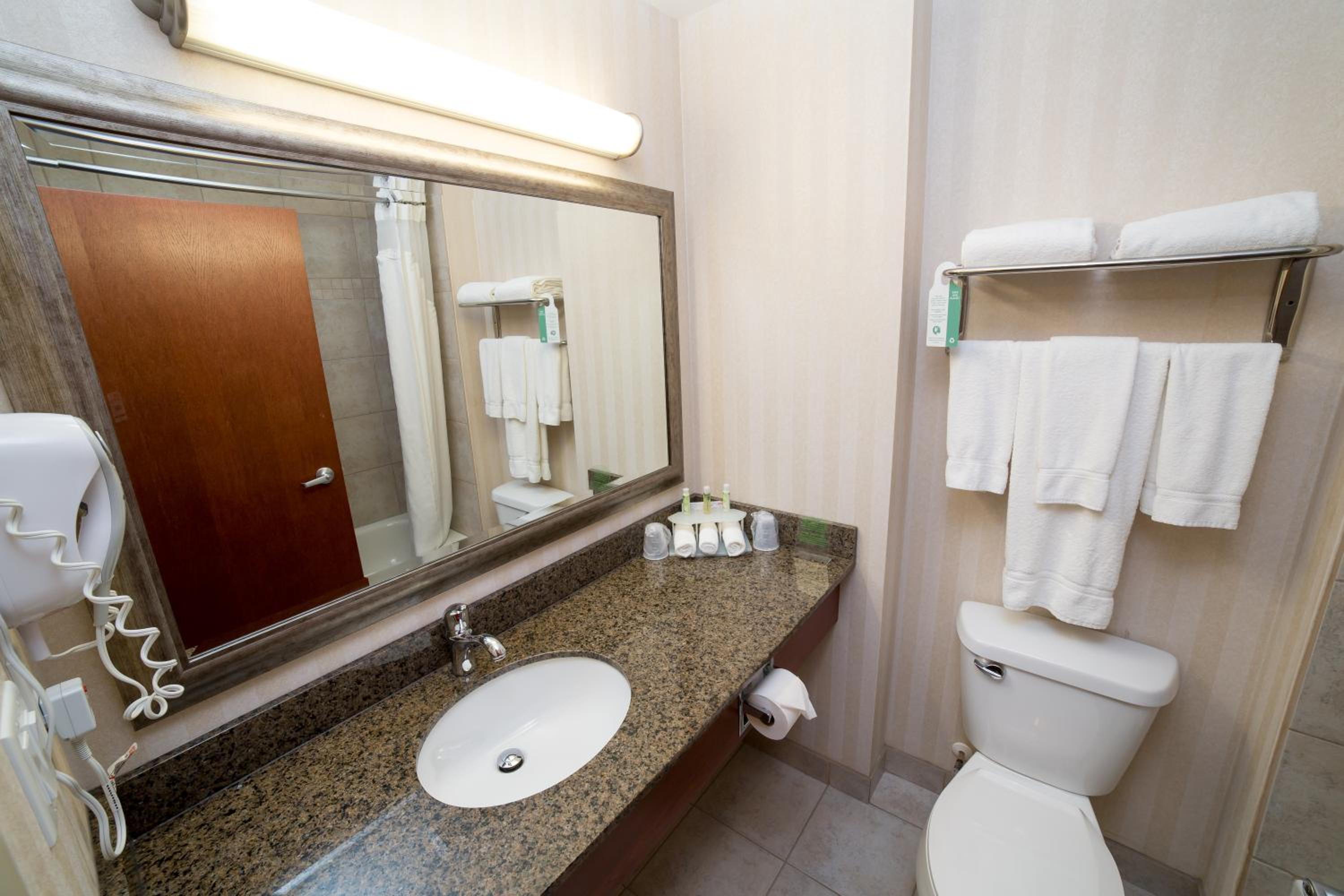 holiday inn express hotel and suites drayton valley by ihg