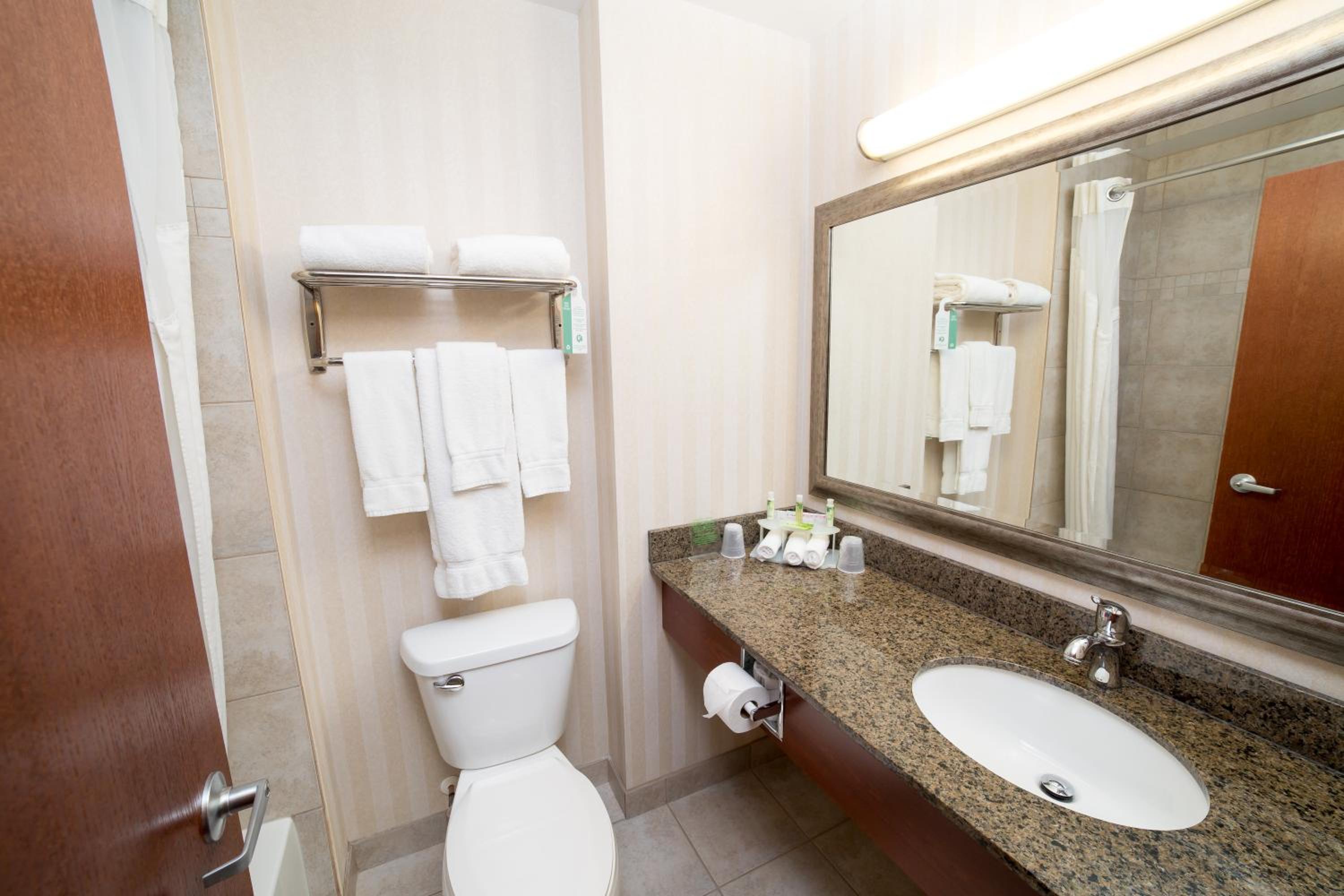 holiday inn express hotel and suites drayton valley by ihg