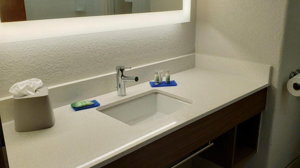 holiday inn express hotel and suites weslaco by ihg
