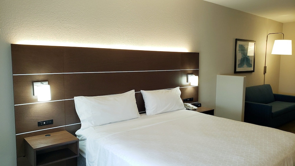 holiday inn express hotel and suites weslaco by ihg