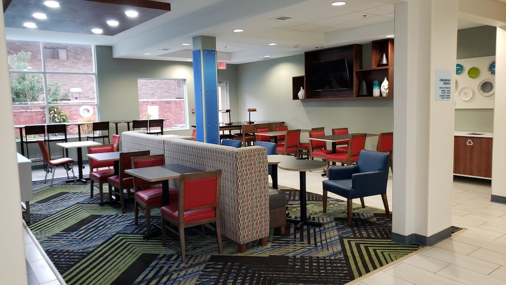 holiday inn express hotel and suites weslaco by ihg