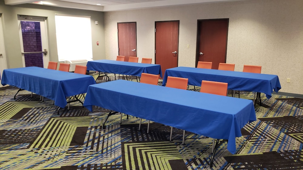 holiday inn express hotel and suites weslaco by ihg