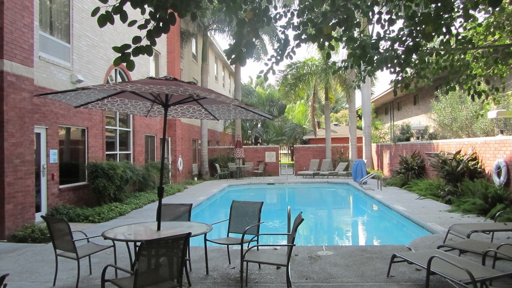 holiday inn express hotel and suites weslaco by ihg
