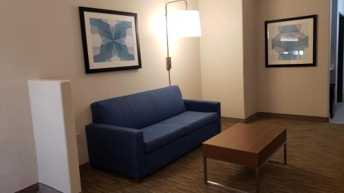 holiday inn express hotel and suites weslaco by ihg