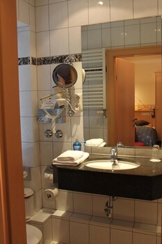 mimosa hotel