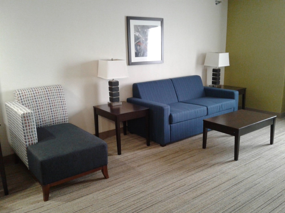 holiday inn express and suites pittsburgh west mif