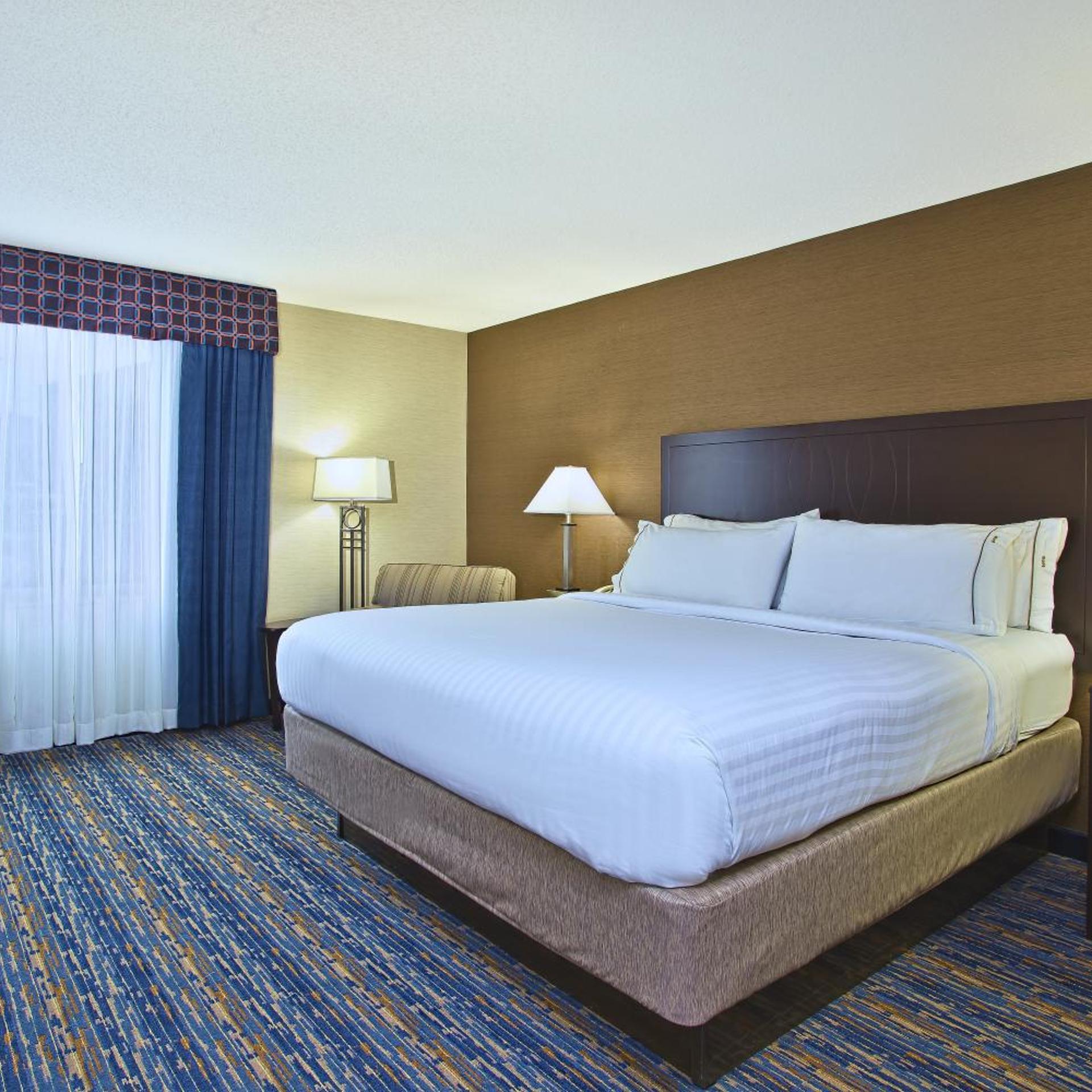 holiday inn express and suites pittsburgh west mif