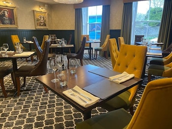 The Dunstanburgh Castle Hotel,,3 star
