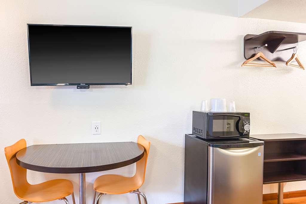 motel 6 ventura ca downtown
