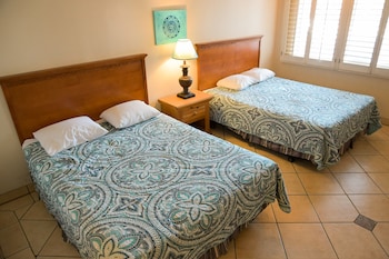 the shores inn and beach houses