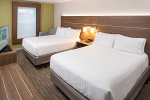 holiday inn express and suites white river junction