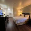 riverside motel