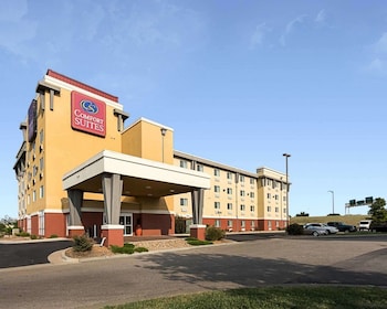 comfort suites airport