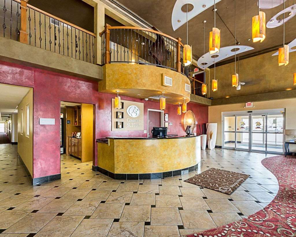 comfort suites airport