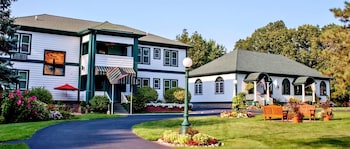 victoria resort and bed and breakfast