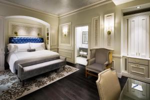 the adelphi hotel