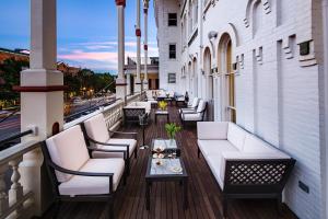 the adelphi hotel