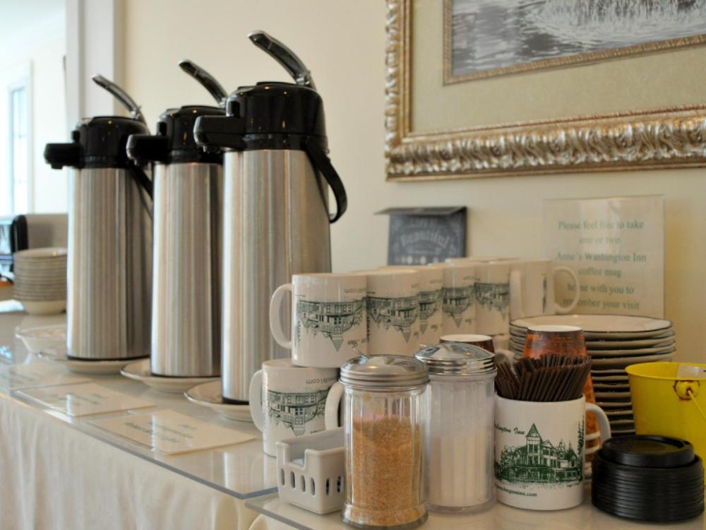 annes washington inn adults only
