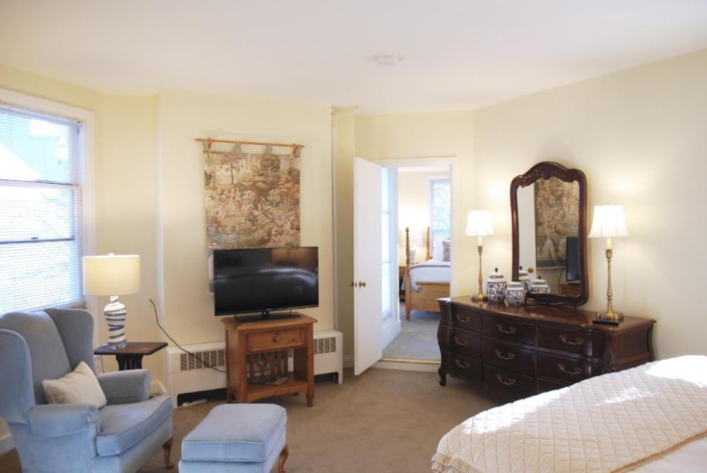 annes washington inn adults only