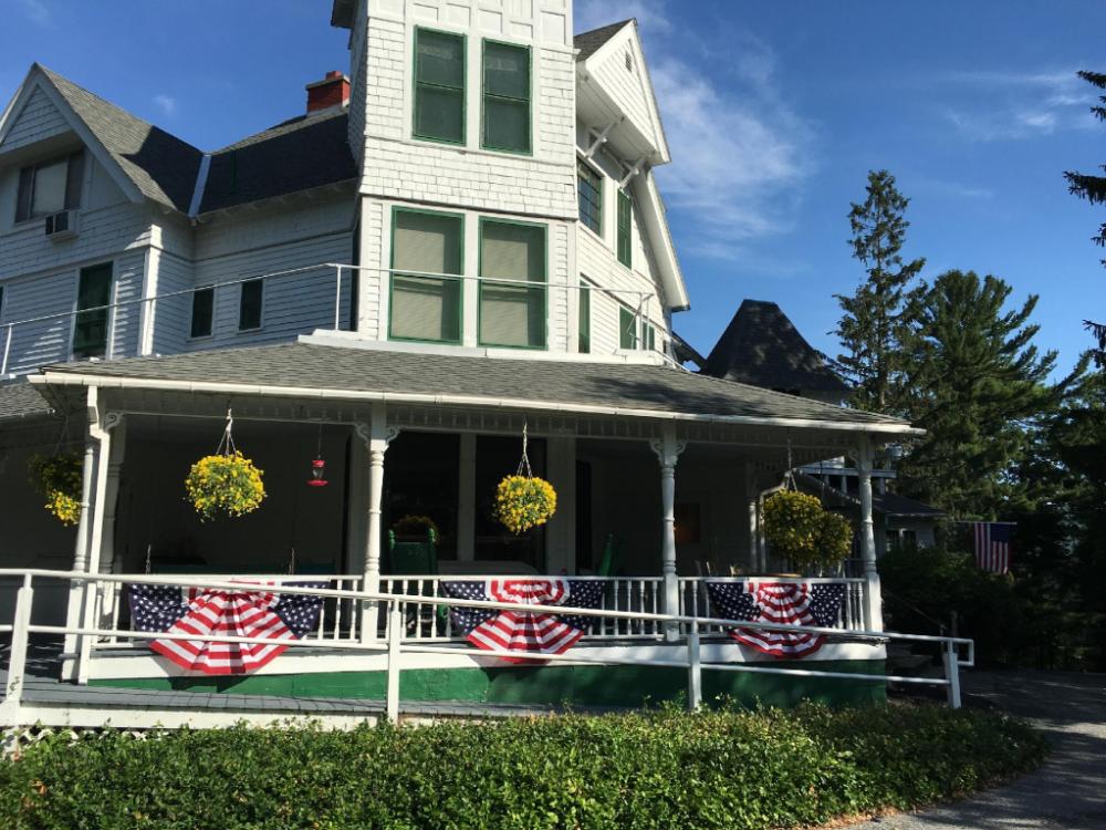 annes washington inn adults only