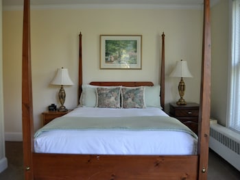 annes washington inn adults only