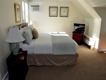 annes washington inn adults only