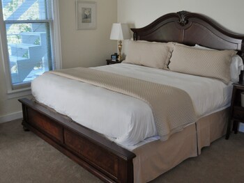 annes washington inn adults only