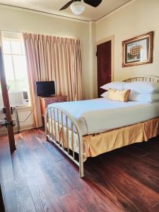 the faust hotel