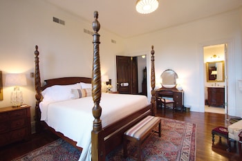 louisville bourbon inn