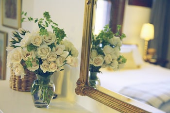 louisville bourbon inn