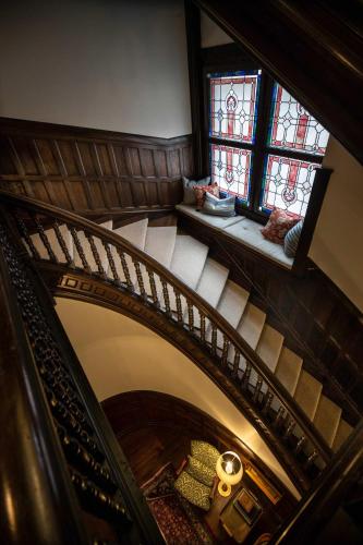 louisville bourbon inn