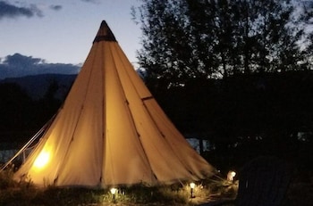 oddfellow inn and farm