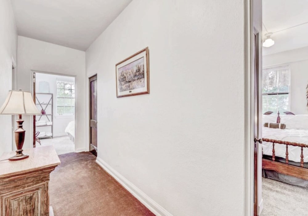 oddfellow inn and farm