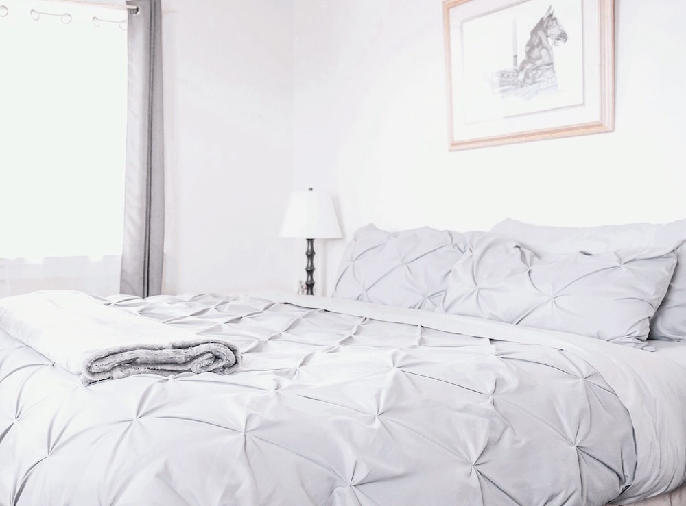 oddfellow inn and farm