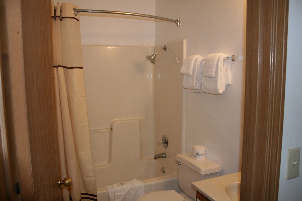 white wing lodge