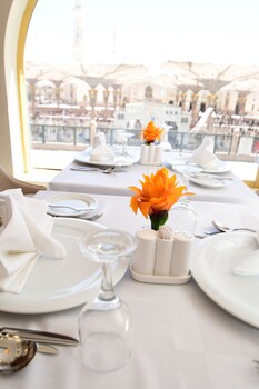 golden tulip al zahabi