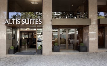 altis suites