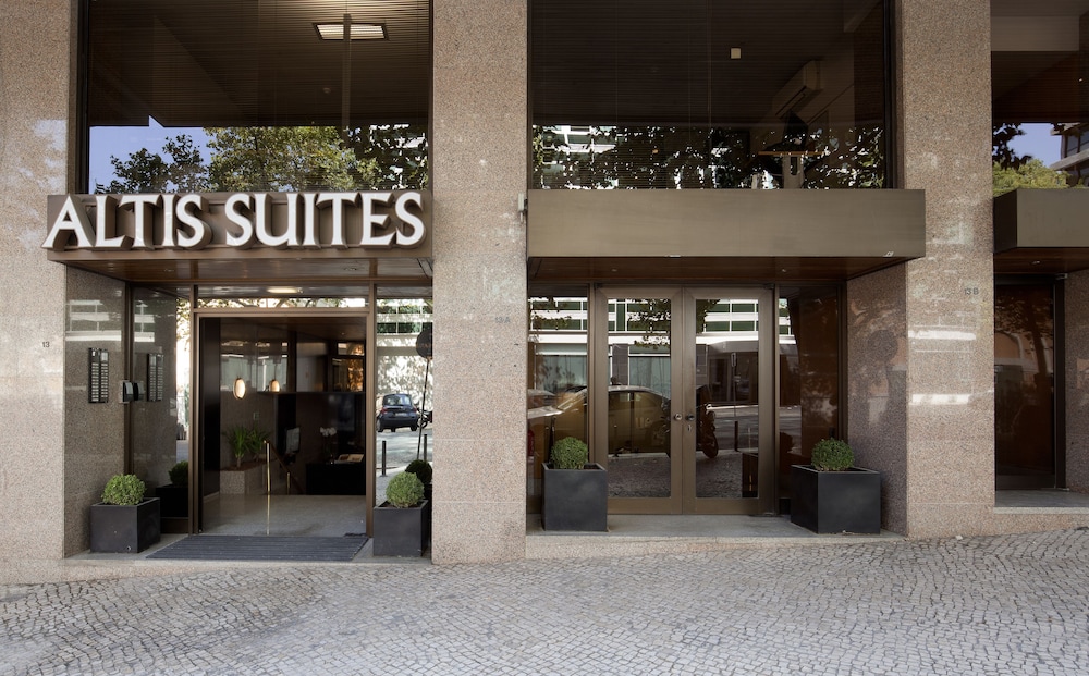 altis suites
