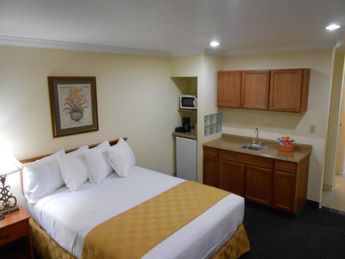 best inn and suites