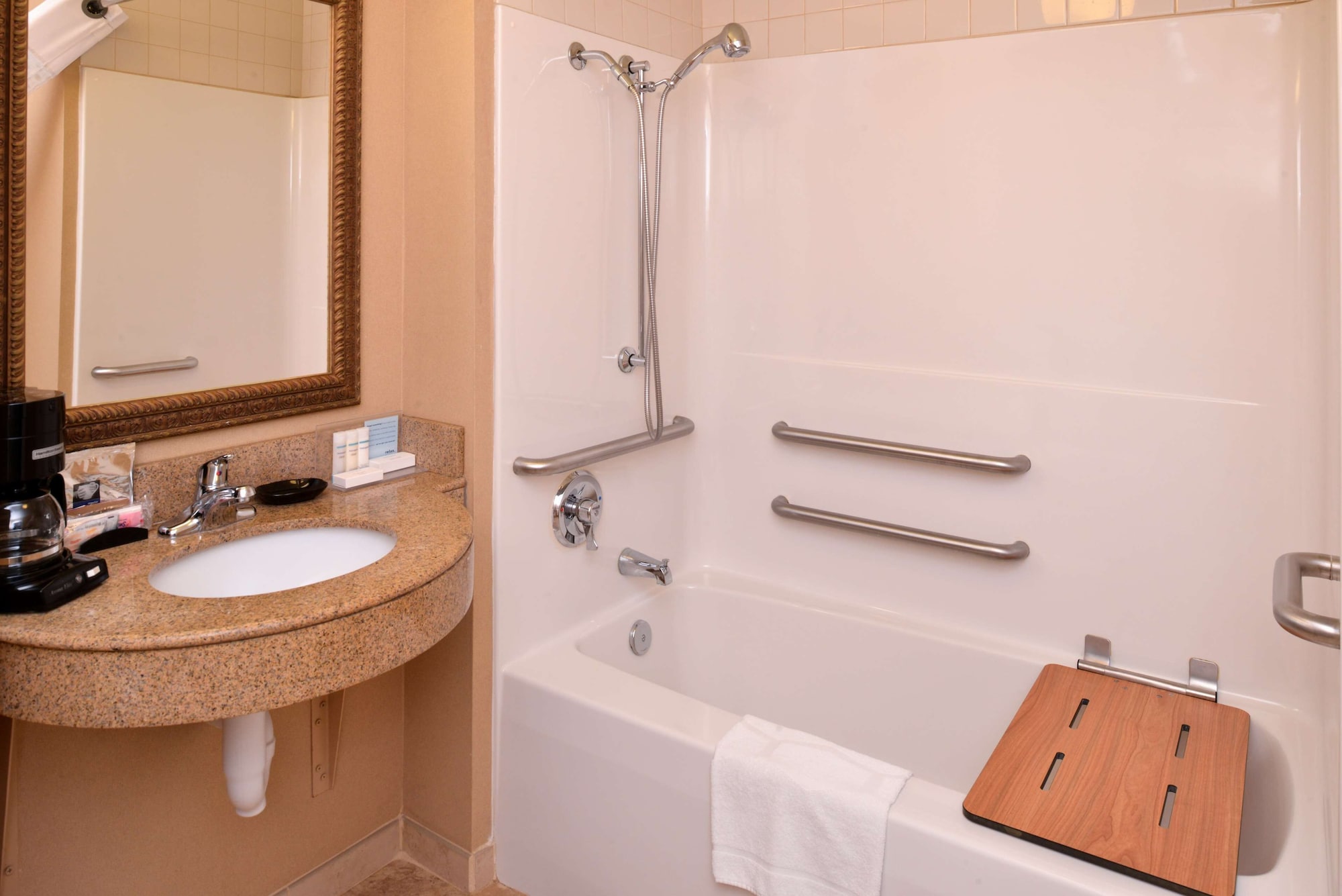 hampton inn by hilton litchfield