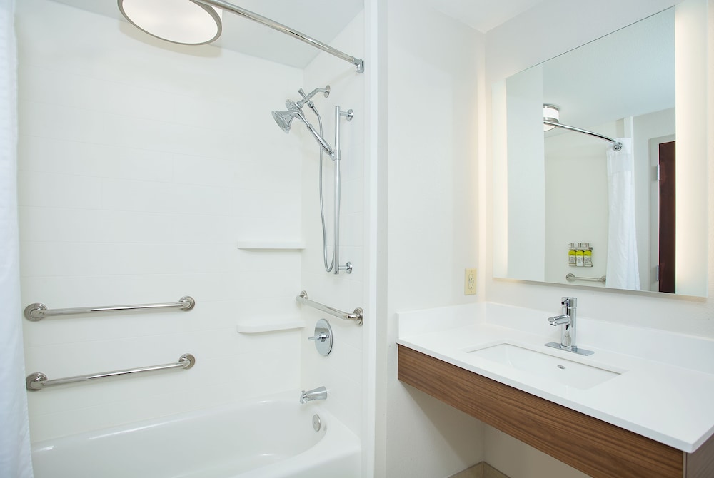 holiday inn express and suites lebanon nashville area by ihg