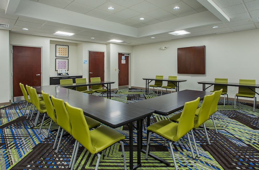 holiday inn express and suites lebanon nashville area by ihg