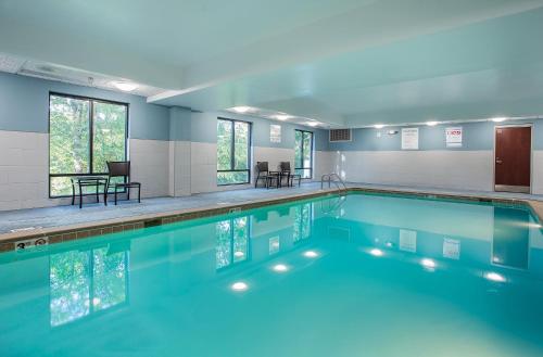 holiday inn express and suites lebanon nashville area by ihg