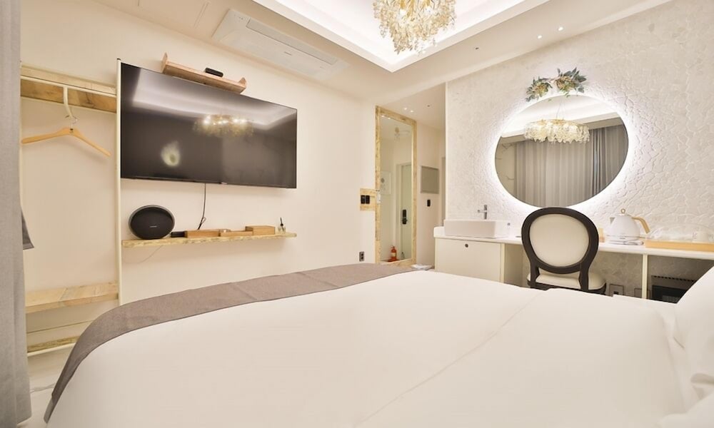 february hotel lions park daegu