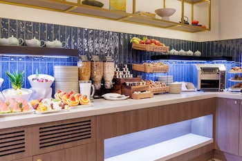 the memoir club formerly ambassadors bloomsbury